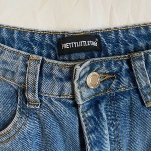 PRETTYLITTLETHING | Vintage Wash Mom Jeans, Size US 10
